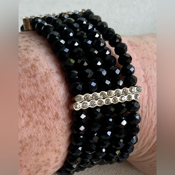 Natasha Black Beaded Stretch Bracelet with Rhinestone Accent - Picture 1 of 2